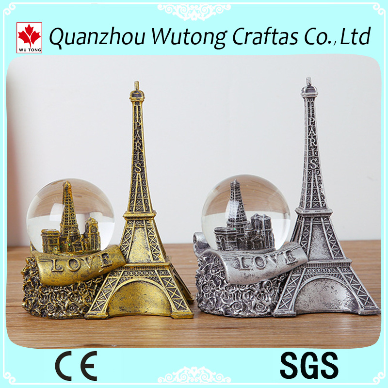 Home Decoration The Eiffel Tower Resin Snow Globe Souvenir