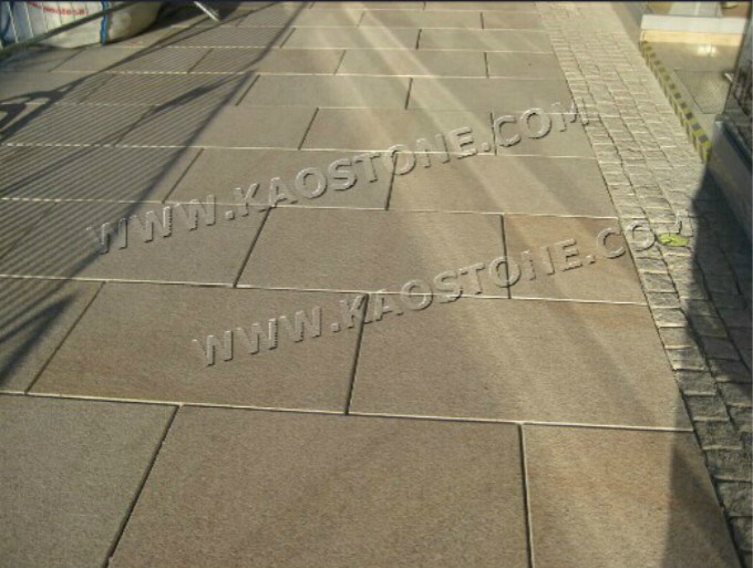 Yellow Granite Tiles / Paving Stone