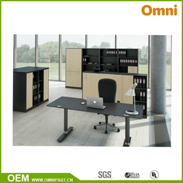 Handle Cranked Height Adjustable Table (OM02HT-AJ)