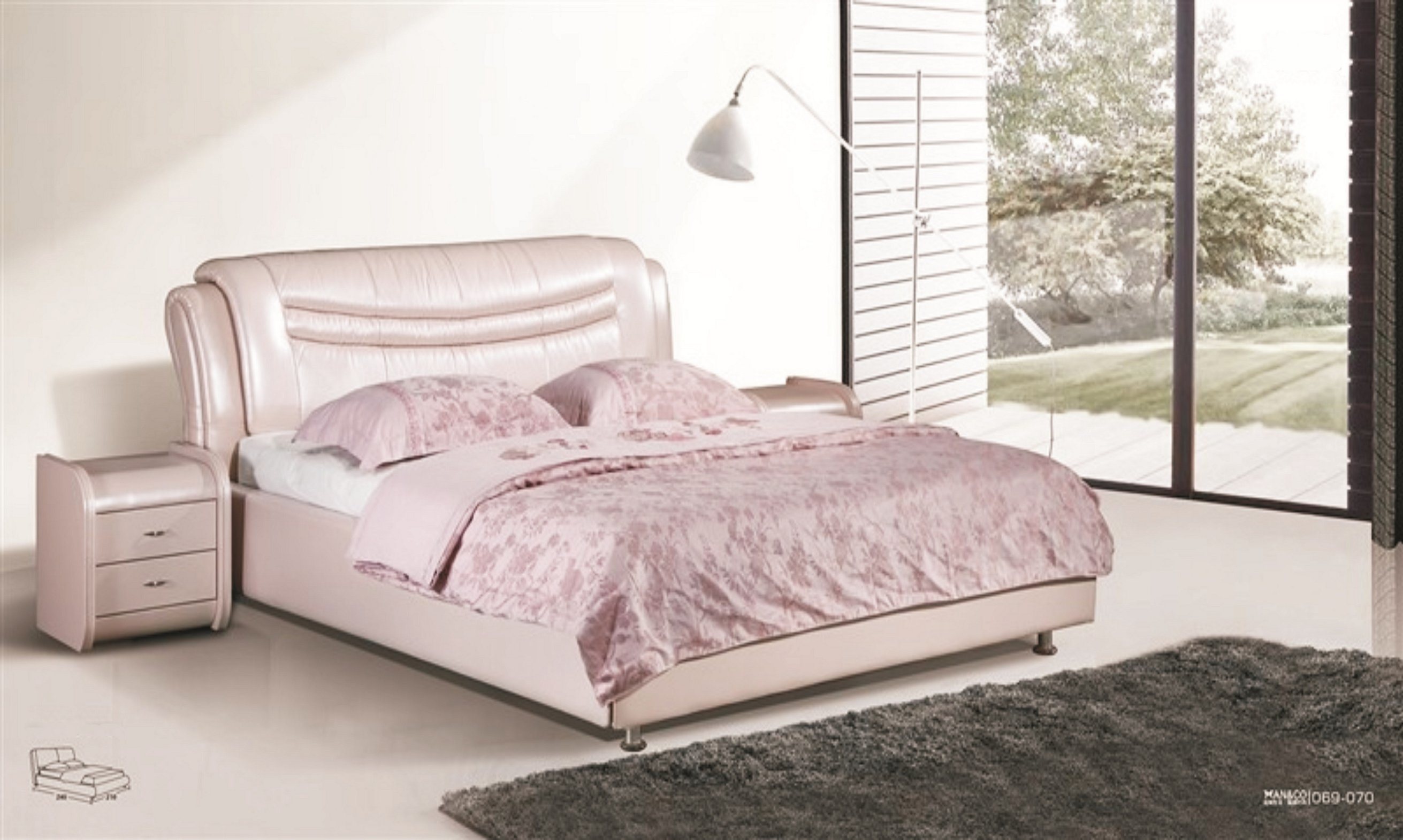 European Design Comfortable Leather Bed