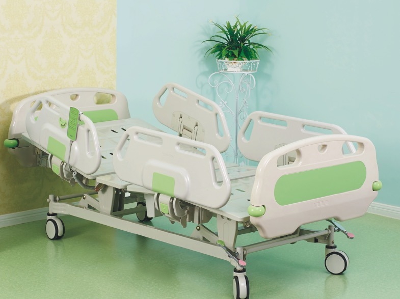 High Quality Three Function Electric Bed Hospital Bed with CE Approved