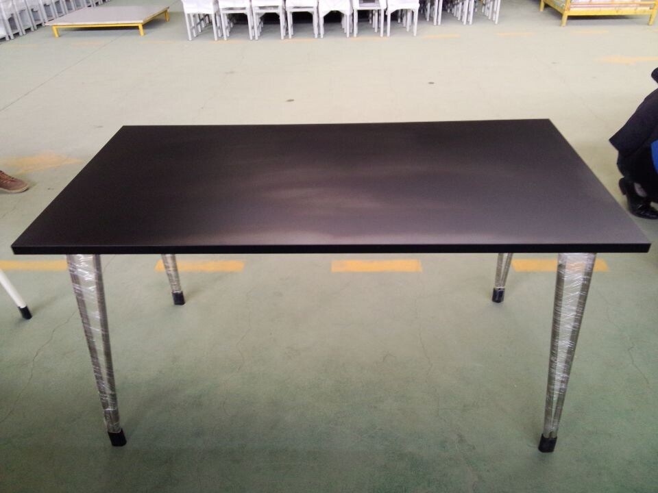 Stainless Steel Restaurant Table