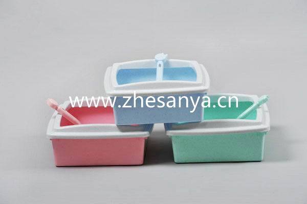 Cheap Pet Bed, China Cat Toilet with Scoop