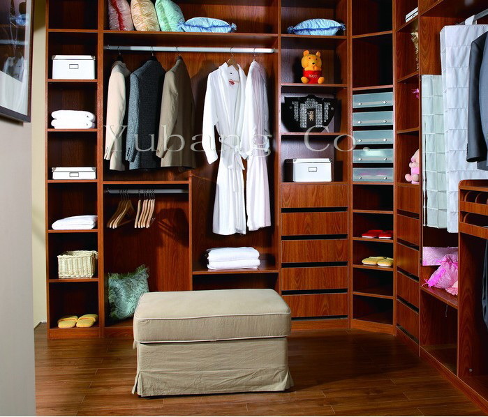 Walk in Closet with Drawer (Bedroom closets) (BF7)