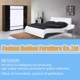 Leather Bed (2870