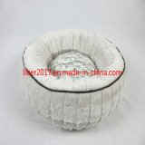 Customized New Design Warm Pet Sleeping Bed PV Plush White Pet Products Large Dog Bed